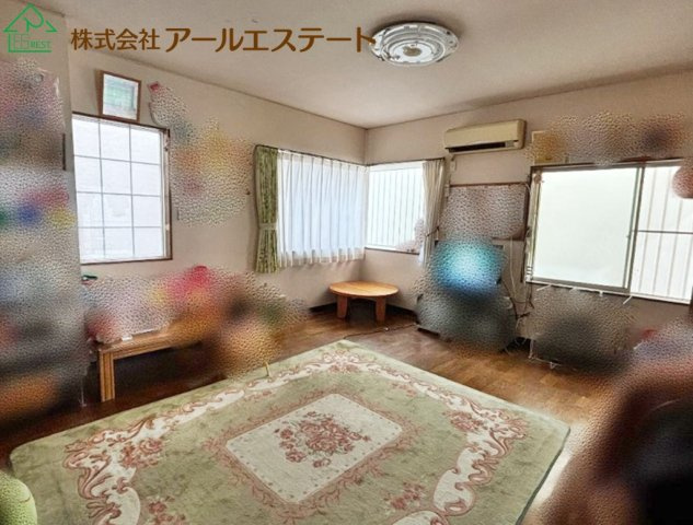 加古川市野口町坂井　　山陽電鉄「浜の宮駅」徒歩20分の居間・リビング