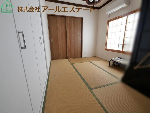 加古川市平岡町新在家　JR「東加古川駅」徒歩17分の和室