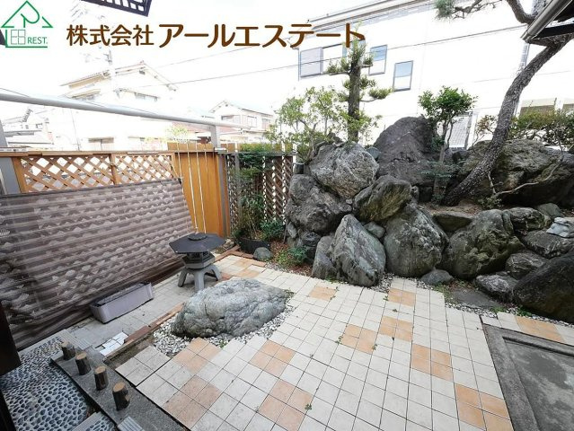 加古川市平岡町新在家　JR「東加古川駅」徒歩17分の庭