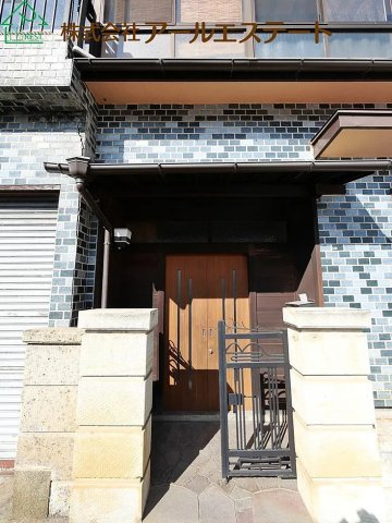 加古川市平岡町新在家　JR「東加古川駅」徒歩17分の玄関