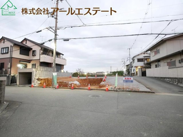 加古川市野口町水足　　売土地の前面道路含む現地写真