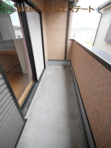 加古川市野口町長砂　中古戸建のバルコニー
