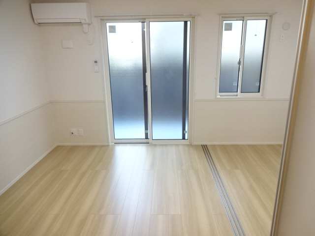 トレーフル緑ヶ丘の居間・リビング