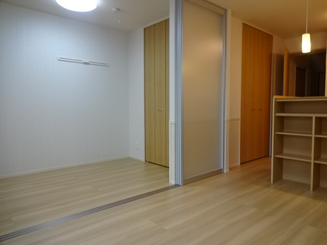 トレーフル緑ヶ丘の寝室