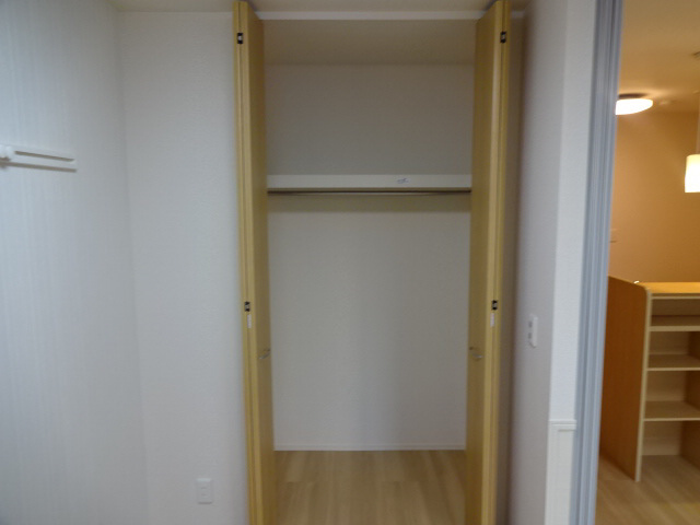 トレーフル緑ヶ丘の収納