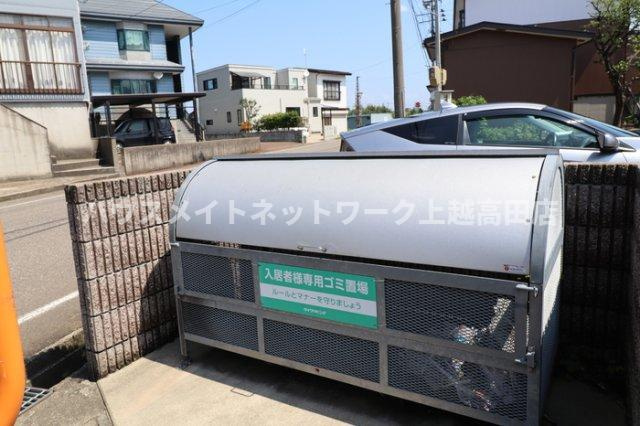Ｇｌａｎｚ-Ｋのその他共用部分|敷地内ゴミステーション（民間回収）