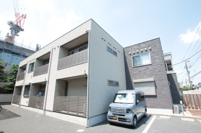 窓の多い1ＬＤＫ♪オール電化物件♪充実の設備♪買物便利な立地