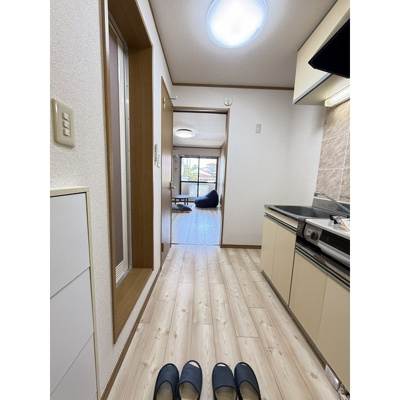 【玄関】 | 玄関から室内