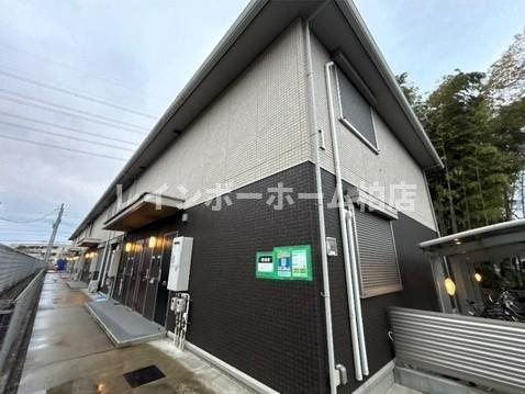おしゃれなウォークスルークローゼット♪