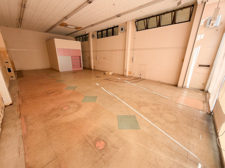 アルナビル　西棟の内装