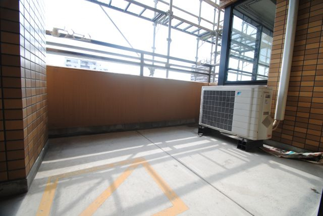 日吉壱番館のバルコニー