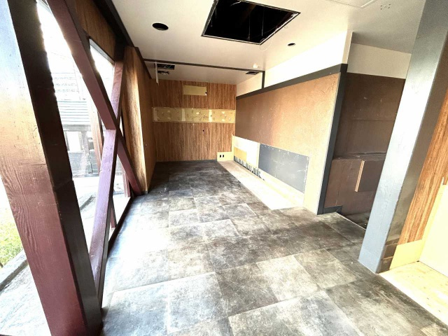 長久手市杁ヶ池貸店舗のロビー