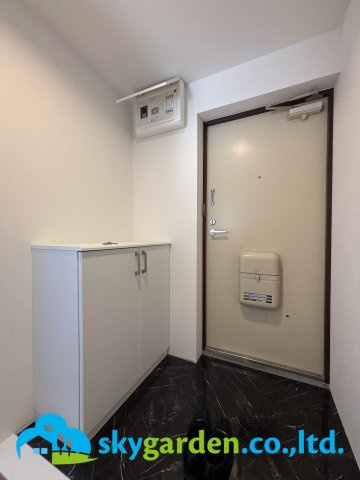 ヴァンハウス湘南平塚の玄関