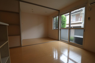 【居間・リビング】 | クラインガルテンB棟