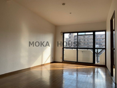 【居間・リビング】 | フレイグランス田寺