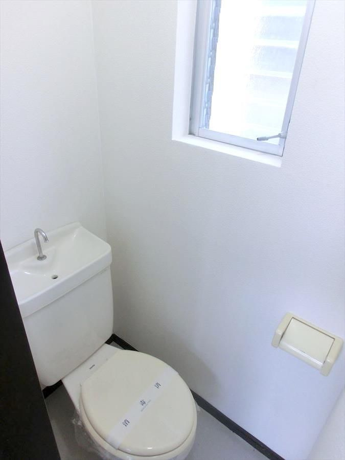 シャルム諏訪野のトイレ|落ち着いたトイレです