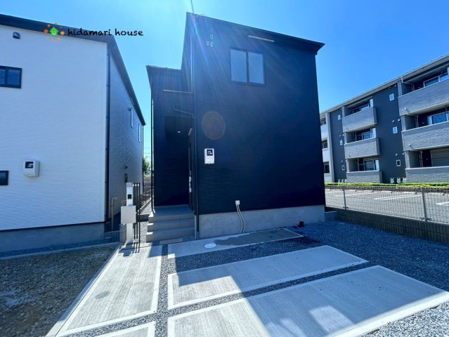 上尾市平塚　9期　新築戸建　グラファーレ　02の外観