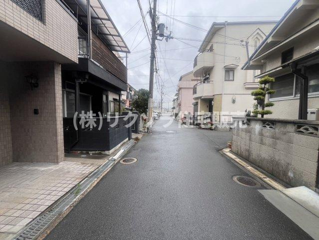 高柳４丁目　中古一戸建ての前面道路含む現地写真|■物件内覧・資金計画相談・住宅ローン相談、リフォーム相談、お問合せ受付中■
※当日・翌日のご内覧、ご相談はお電話でのお問合せがスムーズです！