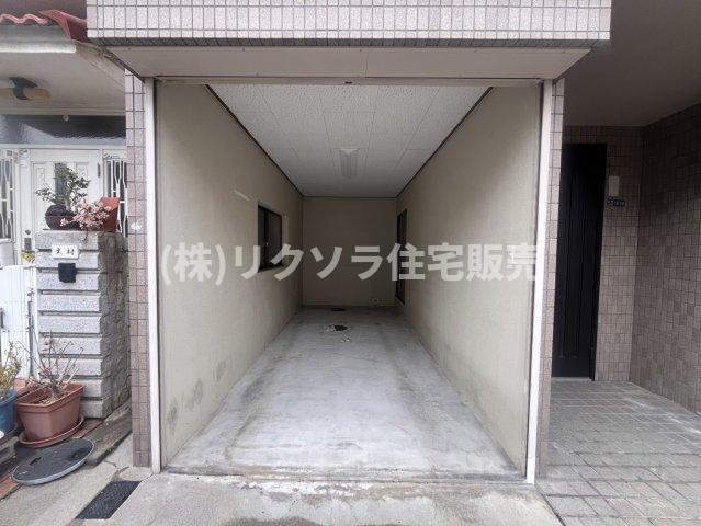 高柳４丁目　中古一戸建ての駐車場|■物件内覧・資金計画相談・住宅ローン相談、リフォーム相談、お問合せ受付中■
※当日・翌日のご内覧、ご相談はお電話でのお問合せがスムーズです！