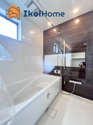 玉津町高津橋　新築戸建の浴室|【ホームページに現地動画掲載中】●年中無休：当日予約可●自動湯沸し・追炊・足湯などがついたオートバス