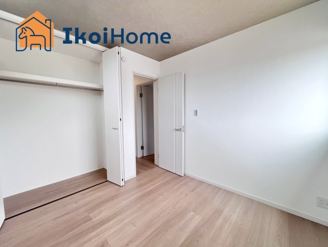 玉津町高津橋　新築戸建の子供部屋|●年中無休・当日予約可●収納スペースも広く、荷物が多くなりやすいお子様なども安心です。