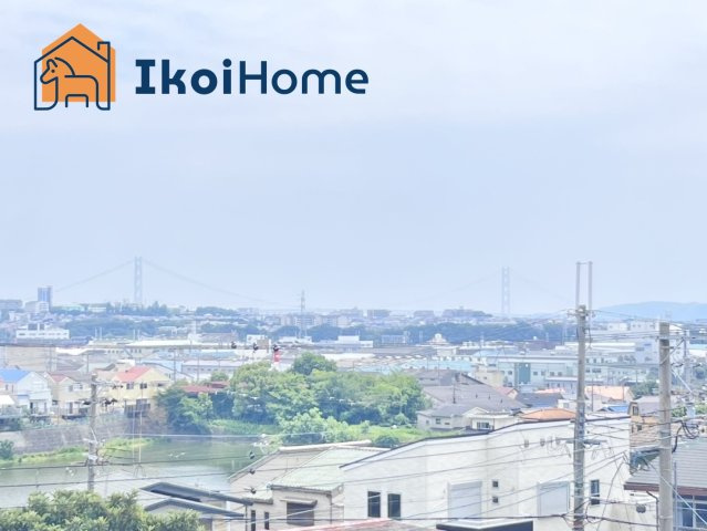 玉津町高津橋　新築戸建の寝室|●年中無休・当日予約可●南東側の隣地が低くなっている為、眺望・陽当たり良好です♪