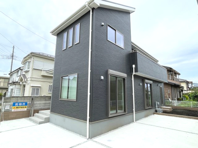 第2高崎市新町（全1棟）1号棟の外観|建物完成済みでございます。お部屋のご内覧可能でございます。お気軽にお問合せ下さいませ(^▽^)/