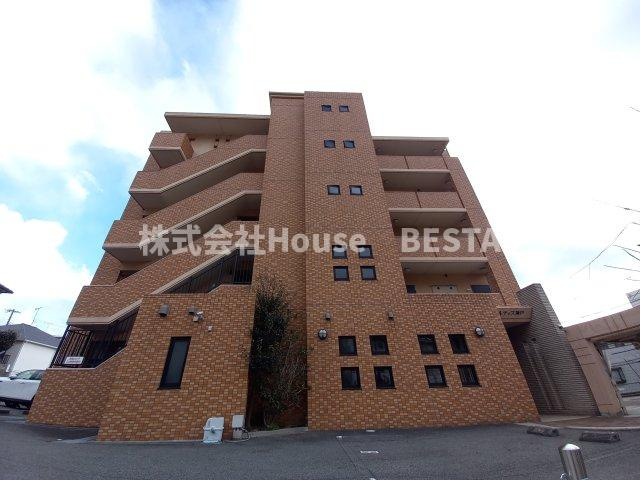 アルティス神戸の外観