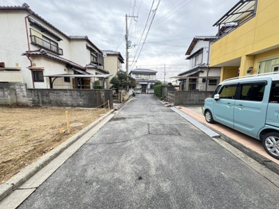 【前面道路含む現地写真】 | 畑町　土地 | 全面西側道路（北側から南向きに撮影）