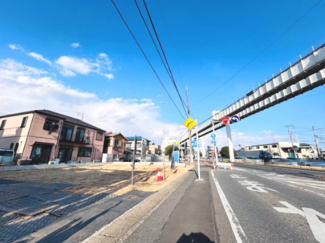【前面道路含む現地写真】