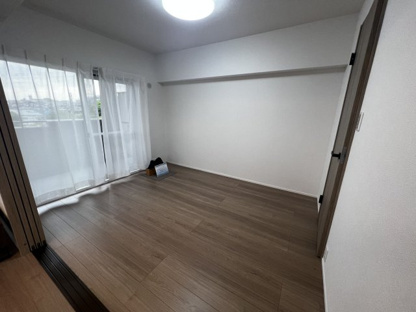 【洋室】アーベイン朝霞エルディア 