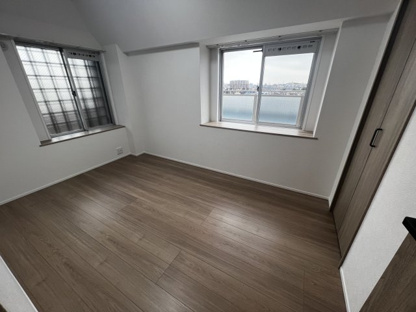 【洋室】アーベイン朝霞エルディア 