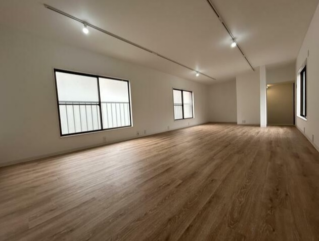 船橋ビルの内装|3階