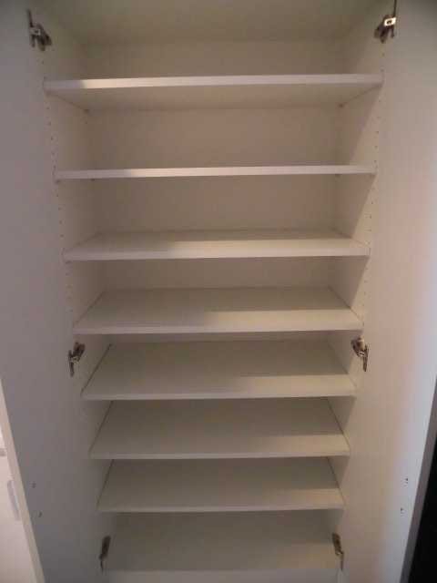 大阪市中央区本町橋の賃貸マンションの収納