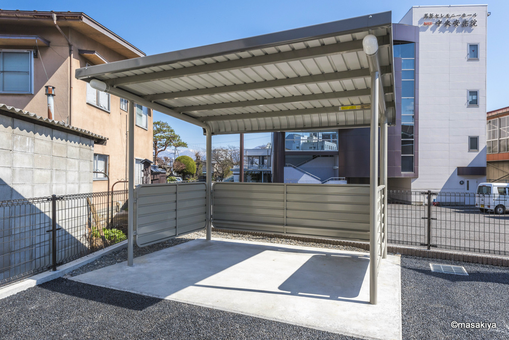 ラ　ペジーブルの外観|駐輪場