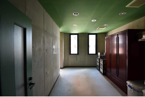 今出川大宮テナントビルの内装