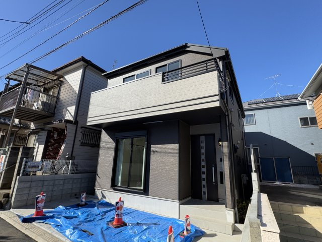 松戸市六実６丁目新築戸建【六実小学校：8分】の外観|完成済み内覧可能です！