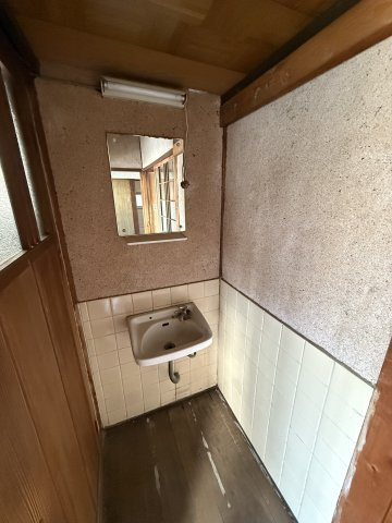 和歌山市有本・中古戸建・54641の洗面所