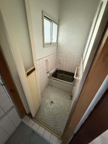 和歌山市有本・中古戸建・54641の浴室