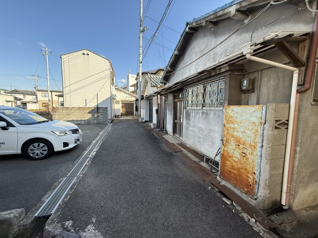 和歌山市有本・中古戸建・54641の前面道路含む現地写真