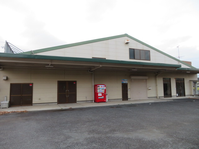 所沢市小手指南４丁目の倉庫