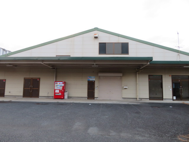 所沢市小手指南４丁目の倉庫の外観