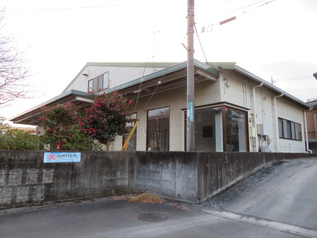 所沢市小手指南４丁目の倉庫の外観