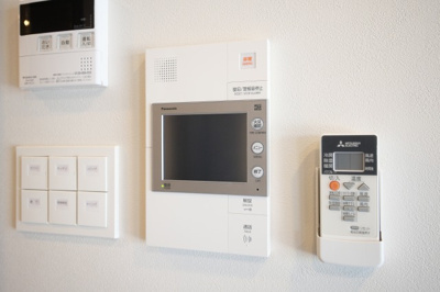 【セキュリティ】 | S-RESIDENCE福島diverse | モニター付きインターホンです