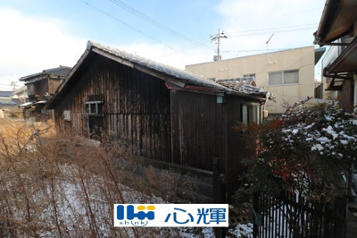【外観】 | 北琴芝1丁目・平屋（20坪） | 再建築不可。進入路道幅1.5ｍ。駐車スペース無し。物品置き場にいかがでしょうか？