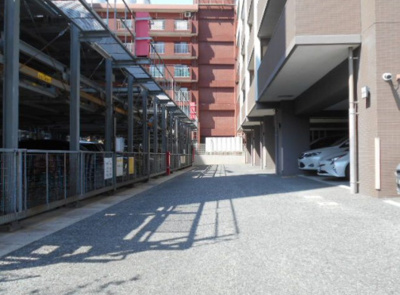 【駐車場】 | プレミアムステージ久留米中央公園 | 駐車スペースもあります