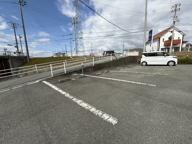 ピュアメゾンの駐車場