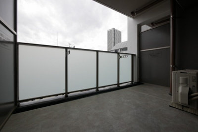 【バルコニー】 | アーバネックス本町Ⅱ | 暖かな日差しのふりそそぐバルコニー