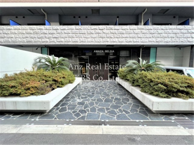 【エントランス】 | サムティ阿波座BELSIA | フロアにタイルを敷き詰めた端正なエントランス♪