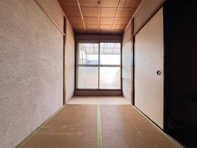 神明宮北　貸家の和室|２階和室３帖